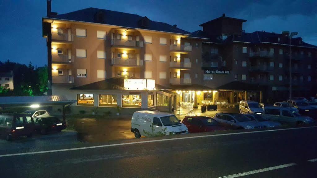 Hotel Gran Sol Solsona Kültér fotó